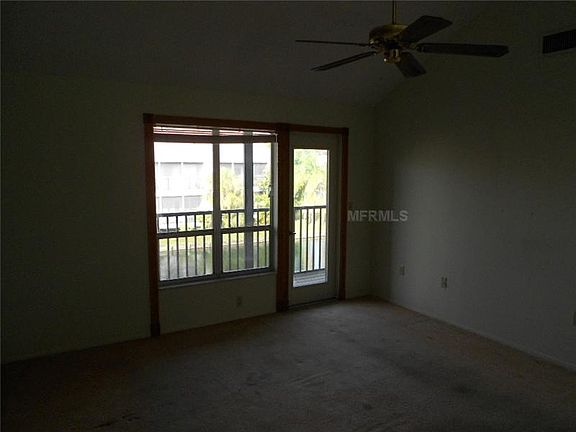 4th image of 251 Fenwick Dr Unit 6