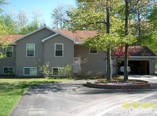 3162 E Sherry Ln, Midland, MI 48642