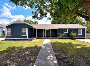 206 Oscar St, Taylor, TX 76574