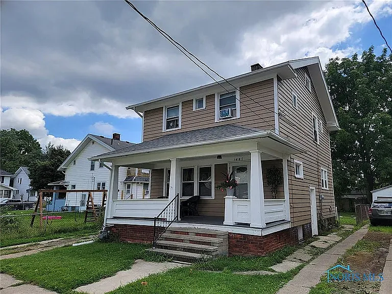 1447 Berdan Ave