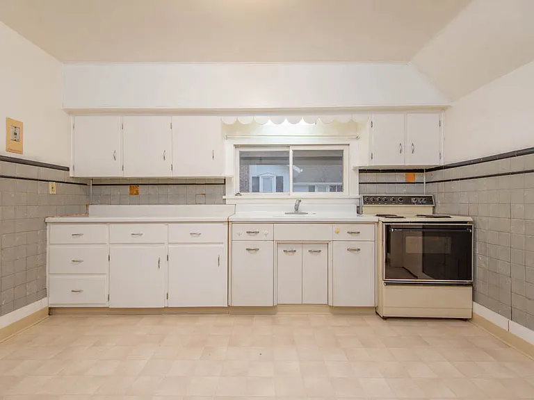 246 Grant St #UP — Photo 7