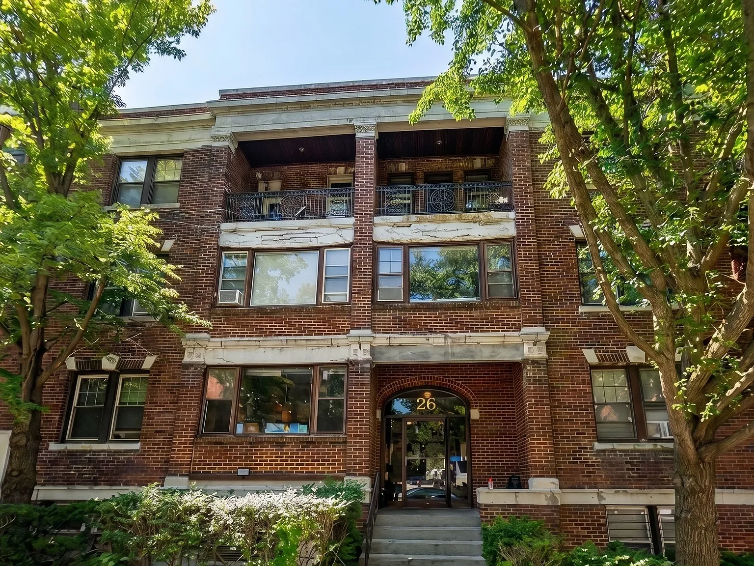 1 bed, 600 sqft, $2,000 — Photo 1