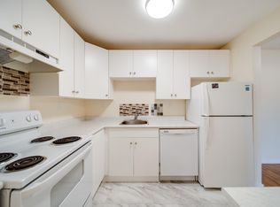 1624 48th St NW #402, Edmonton, AB