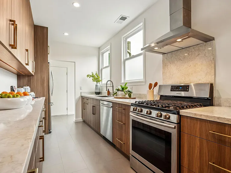 238 Alma St #238 — Photo 7