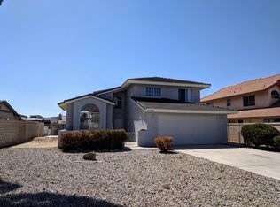 27581 Silverlakes Pkwy, Helendale, CA 92342
