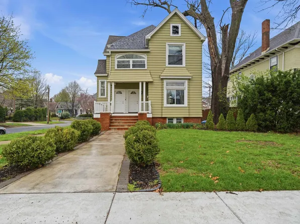 1637 W Moss Ave, Peoria, IL 61606