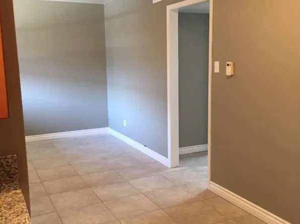 Western Oaks Apartments, 1310 Bundrant Dr #405, Killeen, TX 76543