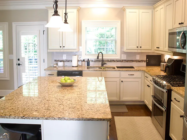 2559 Willow Field Xing SE — Photo 16
