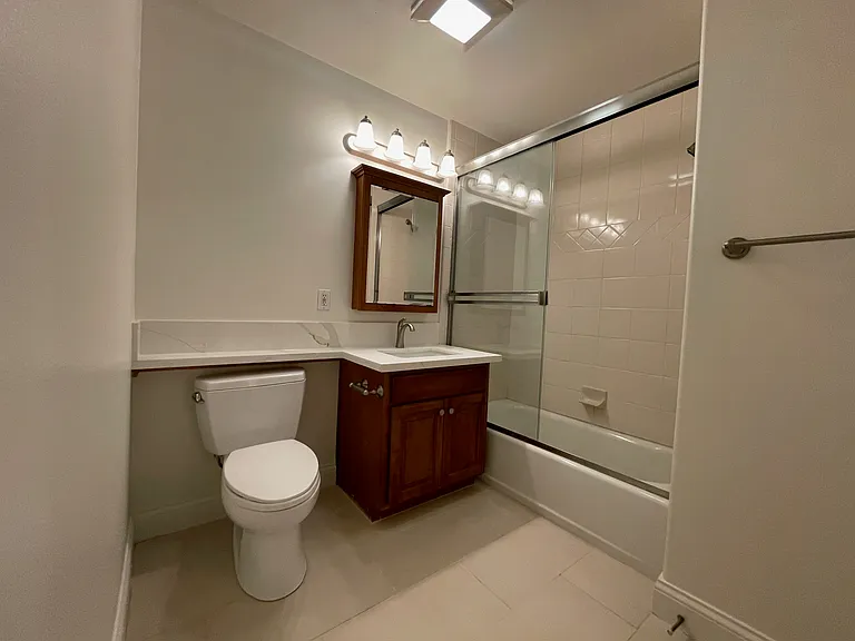 2030 Dracena Dr #17 — Photo 9