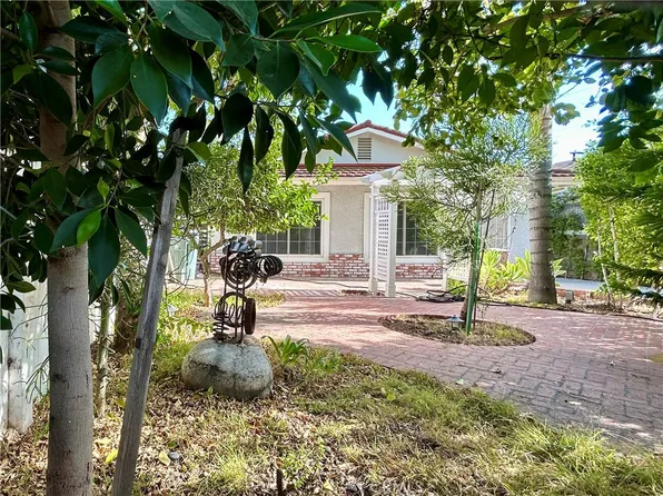 3132 Estado St, Pasadena, CA 91107