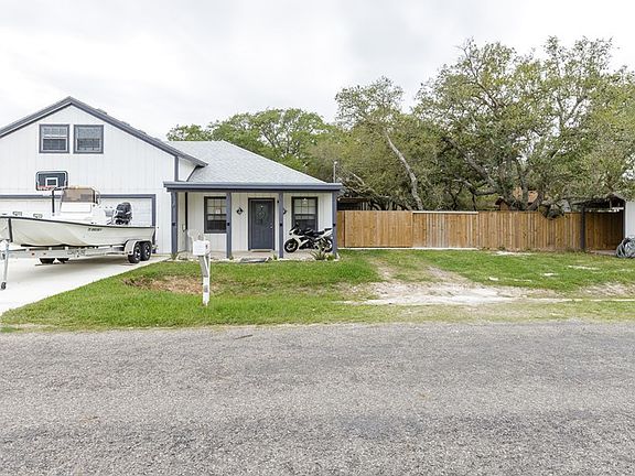 4th image of 527 Steart St