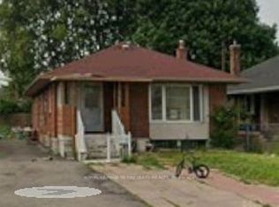 74 Ellesmere Rd #A, Toronto, ON M1R 4C2