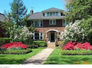 2620 Dartmoor Rd, Cleveland Heights, OH 44118