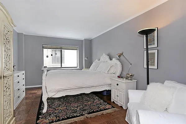 Sold by Corcoran | media 3