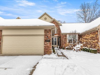 39640 Village Run Dr, Northville, MI, 48168