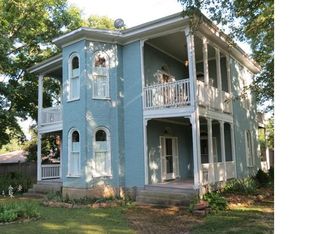 101 Monroe St, Ironton, MO 63650