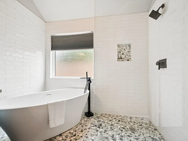 4408 Brett Dr — Photo 17