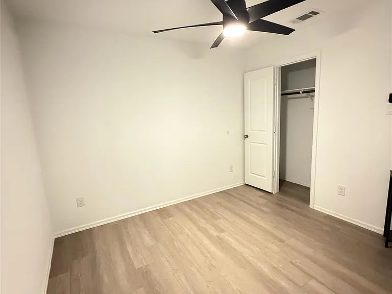 18757 Wembley Vista Trl — Photo 9