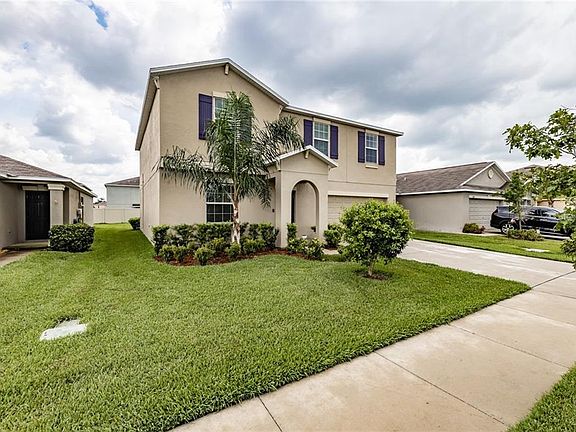 3rd image of 16813 Peaceful Valley Dr