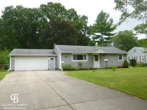 1551 Georgia Ave, Marysville, MI 48040