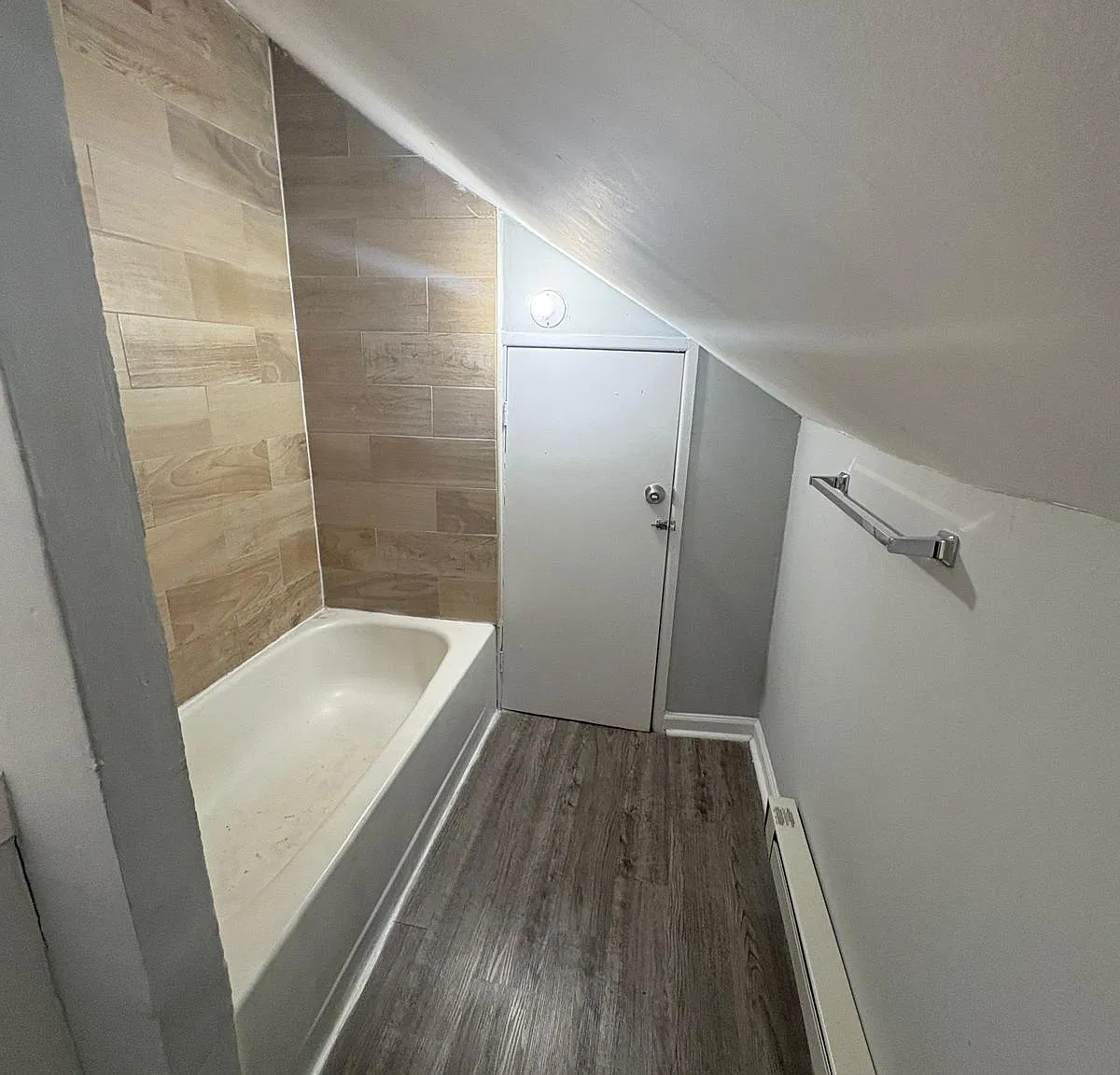 2 bed, $1,800 — Photo 4