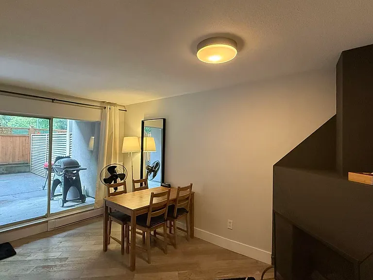 985 W 10th Ave #101 — Photo 1