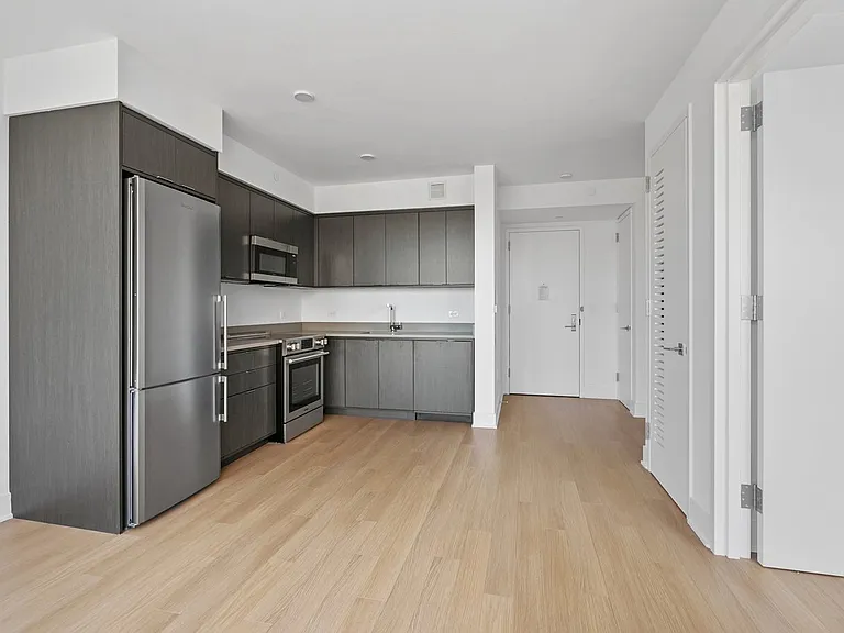 662 Pacific St #27G — Photo 3