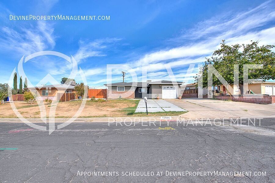 1st image of 15044 Redondo Dr
