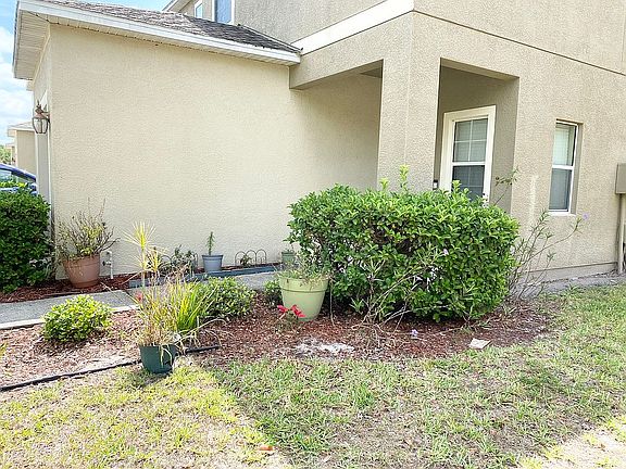 3rd image of 6716 Holly Heath Dr