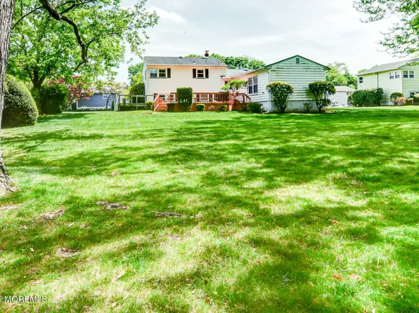 27 Hilltop Road, West Long Branch, NJ 07764