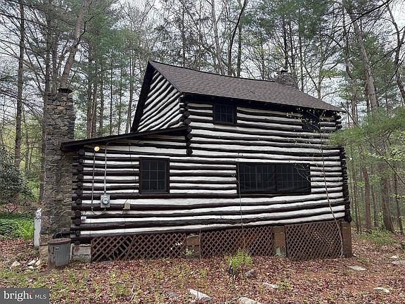 4th image of 14 Old Forge Rd