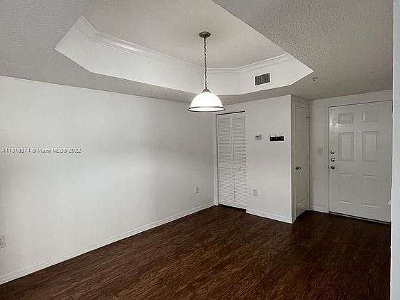 2nd image of 215 SW 117th Ter #14204