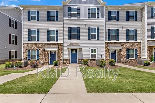 1713 Aspire St Photo 1