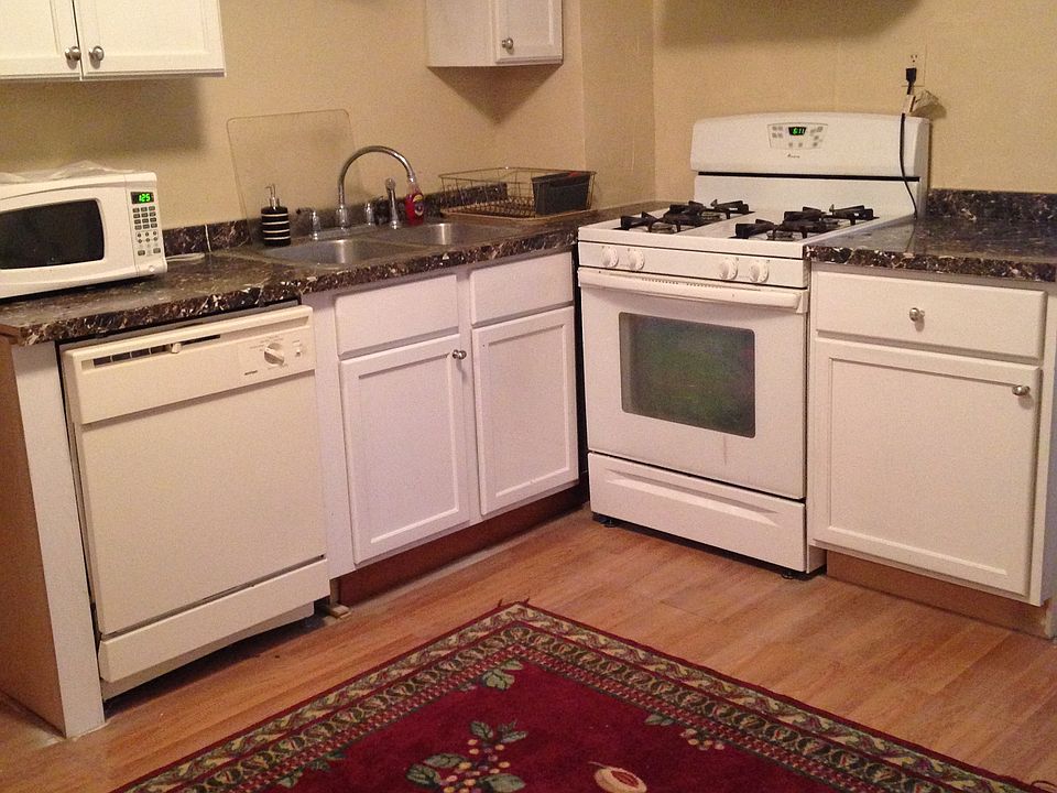 2nd floor kitchen