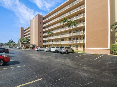 420 NE 12th Ave #605, Hallandale Beach, FL, 33009