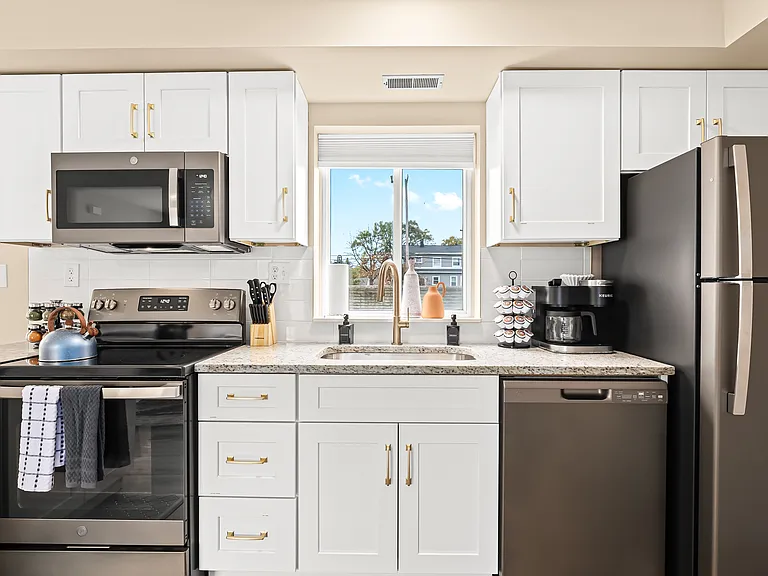 18381 Sharon Ln #18381 — Photo 12
