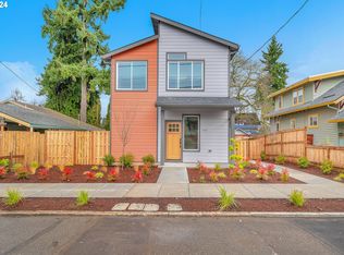 9391 N Ivanhoe St, Portland, OR 97203