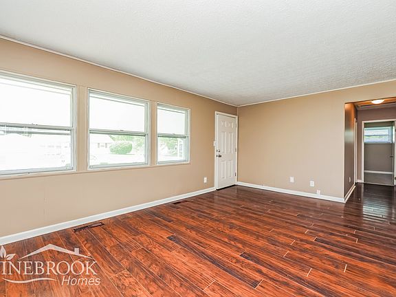 4th image of 2813 Ghent Ave