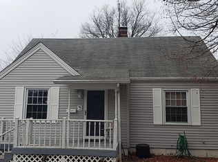 2018 E Buchanan St, Springfield, IL 62703