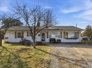 519 Joy Dr, O'Fallon, IL 62269