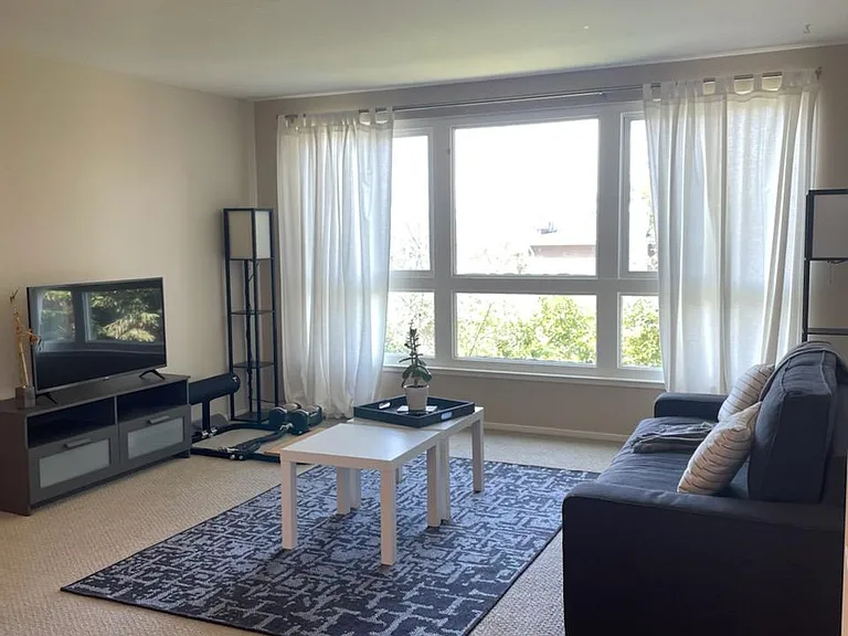 2632 Warring St #8 — Photo 2