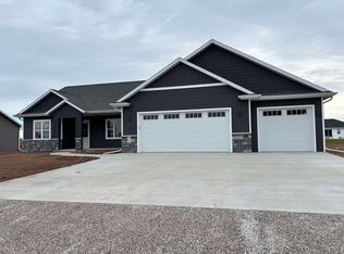 N9262 Anton Ct, Appleton, WI 54915