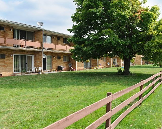 2707 Pickle Rd Oregon OH Zillow