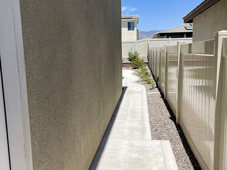 1048 Lumia Cir — Photo 22