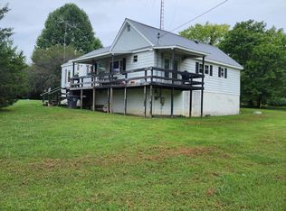 422 Galloway Dr, Helenwood, TN 37755