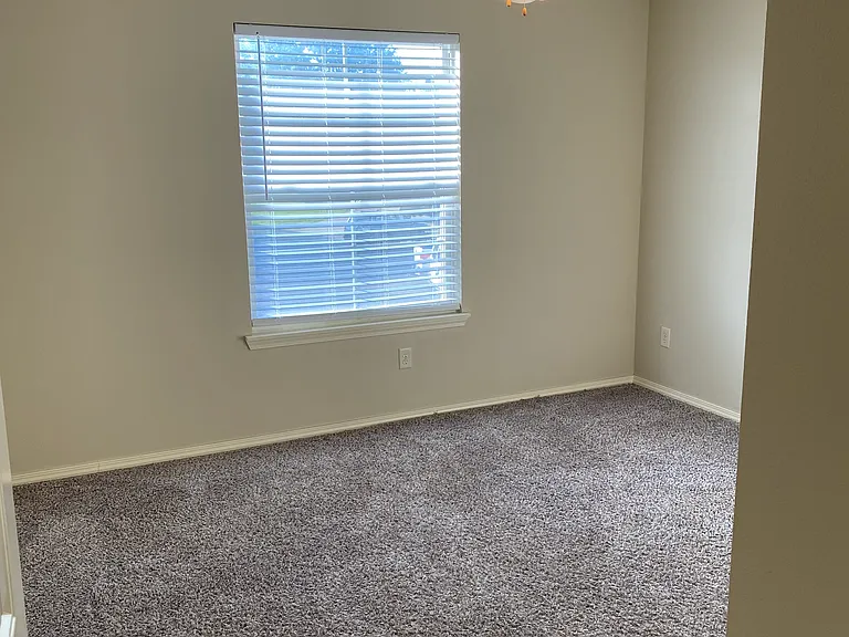 232 Rose St — Photo 12