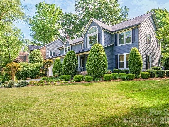 2nd image of 12504 Cliffcreek Dr