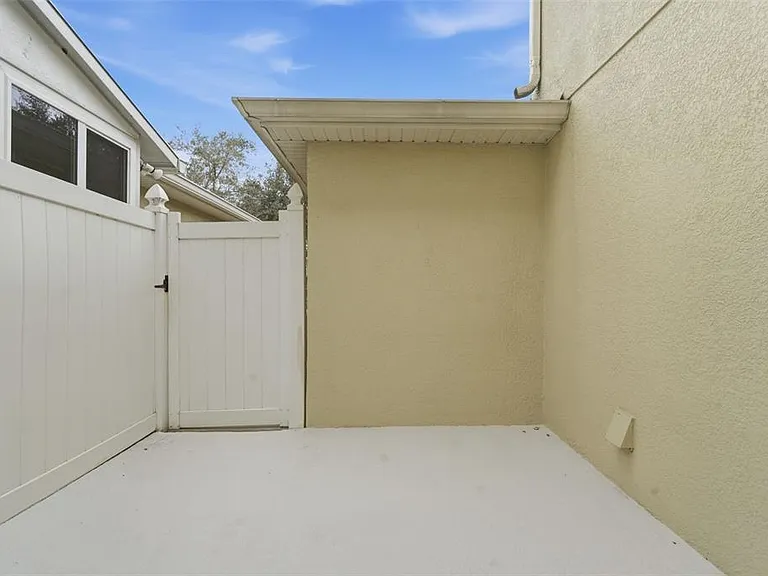 13020 Auburn Cove Ln — Photo 32