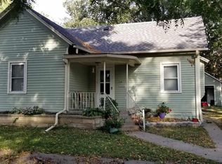 114 S Neosho St, Emporia, KS 66801