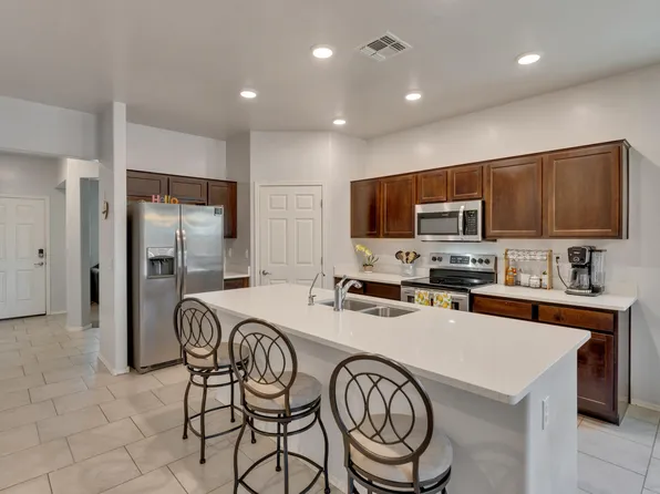 12395 W Reyher Farms Loop, Marana, AZ 85653